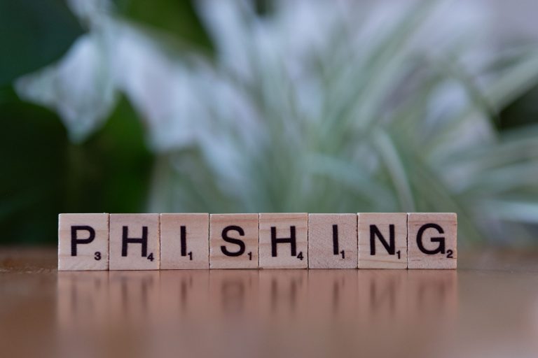 Anti-Phishing E-posta Kalesi: İşletmeler İçin Güvenli İletişimin Anahtarı