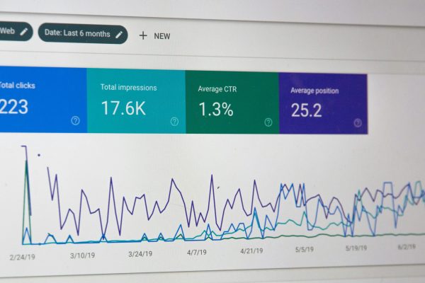 Drupal Dijital Dergiler İçin En İyi Hosting: Core Web Vitals ve CDN Hızlarının Önemi