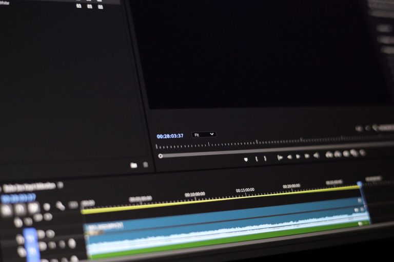 Fiverr ile Seamless Cut Geçişleri: Videolarınızı Şahane Hale Getirin!