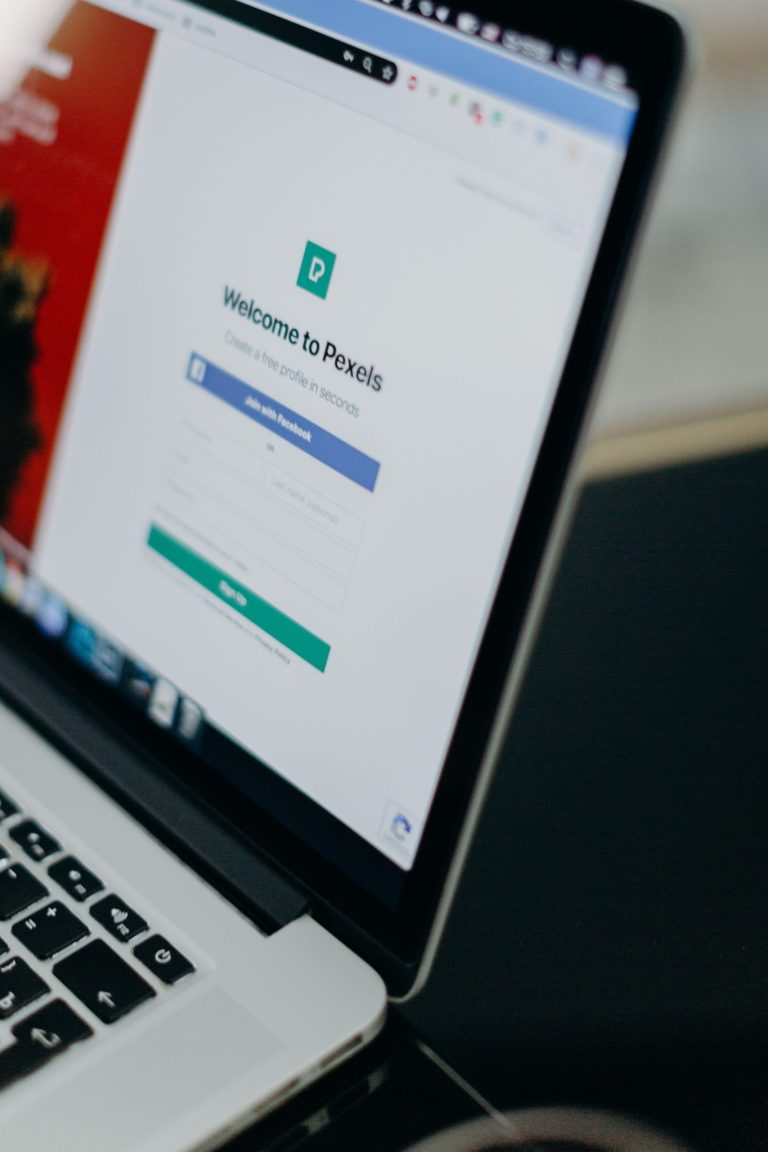 Frictionless Onboarding Hub: Web Geliştirme Becerisi Olmadan Mağaza Açmanın En İyi Platformu!