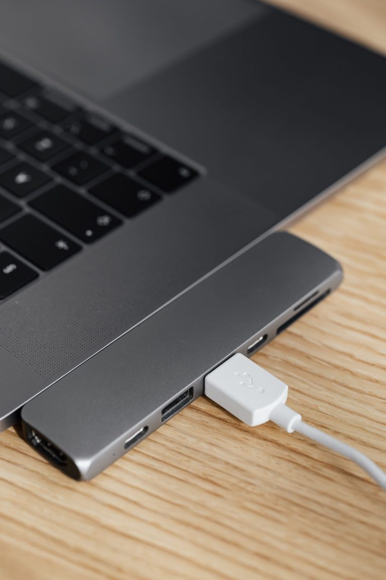Güvenli İmalat İçin En İyi Platform: Desktop Installer Protection Hub