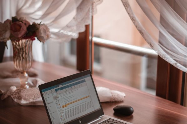 Güvenli İşlemsel E-posta Ağ Geçidi: Çıkış E-posta Sunucuları için En İyi Platform