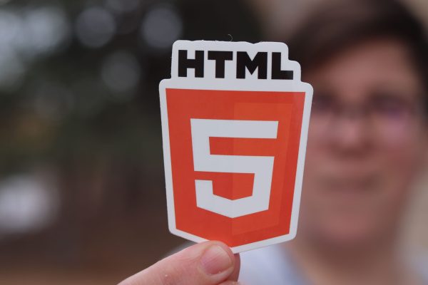 Hostinger: Web Siteniz için Mükemmel Favicon ve Marka Oluşturucu