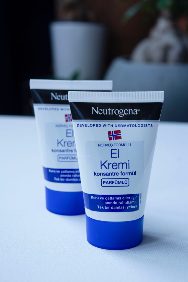 Kesim Düzeltme Sırları: En İyi Ürün Paketleme Tasarımı İçin Fiverr Hizmetleri