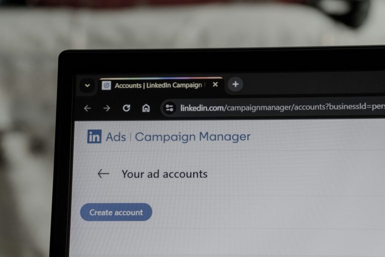 Marka Tutarlılığını Sağlayan En İyi Yüksek Hacimli Reklam Kampanyası Platformu