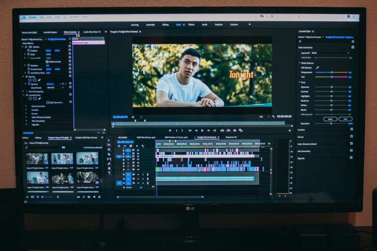 Profesyonel Video Düzenleme: After Effects ve Premiere Pro Şablonları İçin Makul Fırsatlar