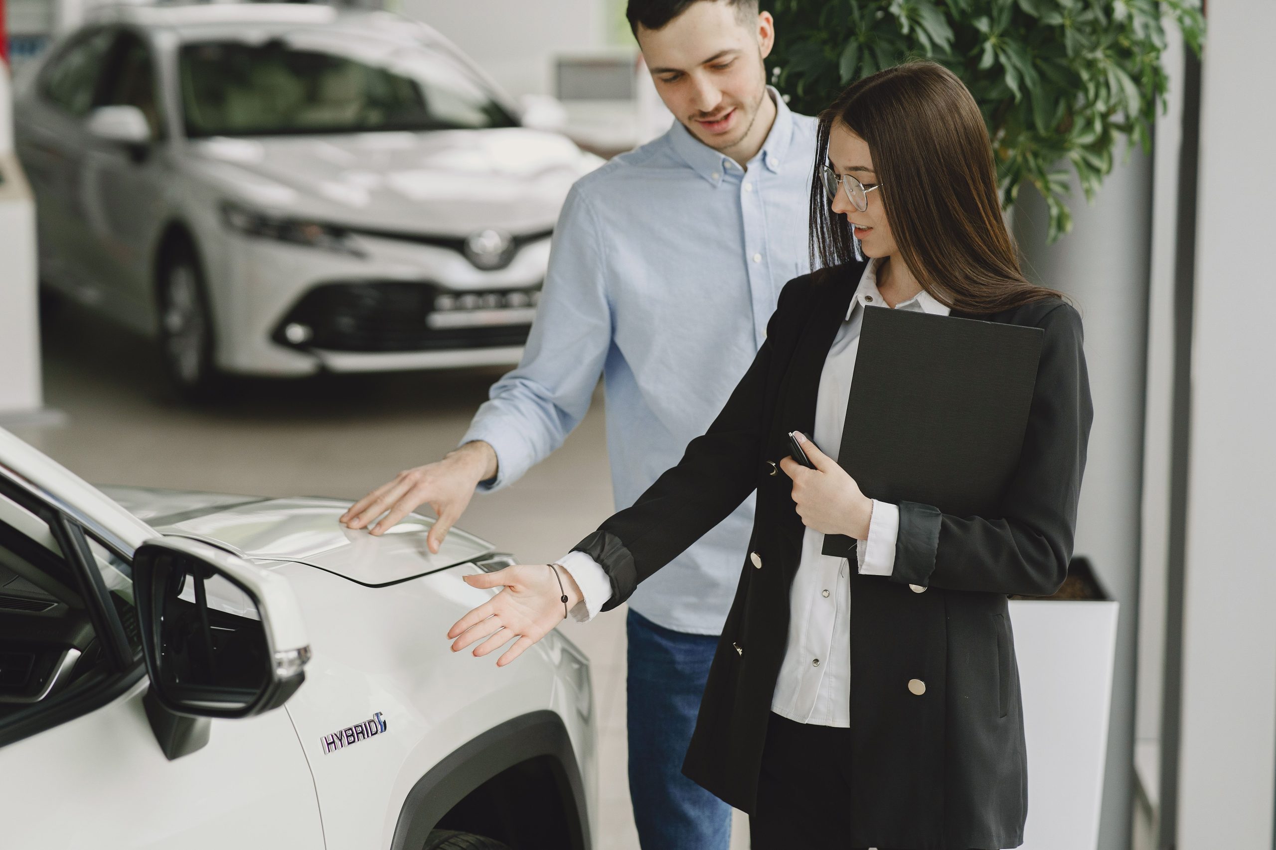 Son Nesil Ürün Motoru Şeması: En İyi Hibrit İçerik ve Ticaret Satış Araçları