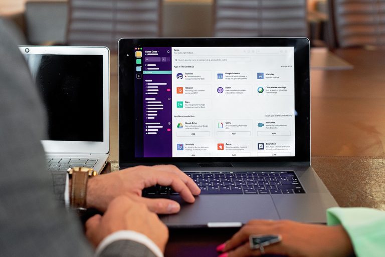 Sorunsuz Kullanıcı Entegrasyonu: The Frictionless Onboarding Vault İncelemesi