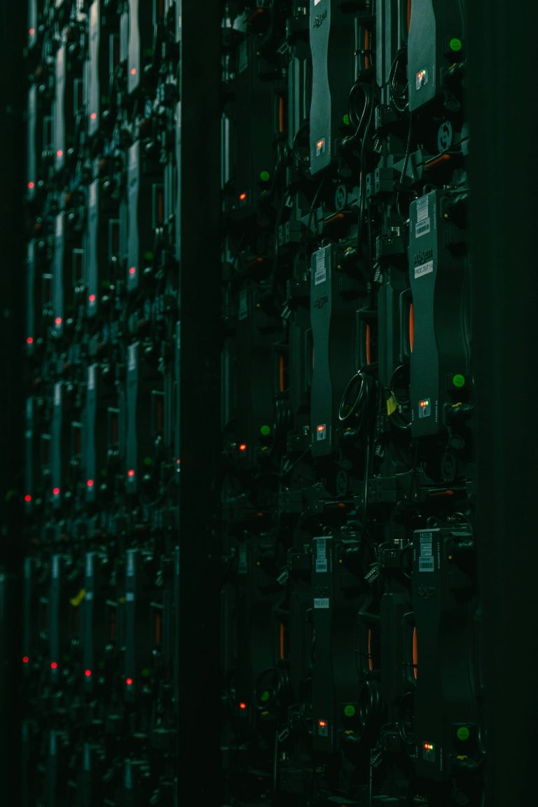 Yüksek Bellekli Veri İşleme Kasa: Karmaşık Veri Yapılarını Yönetmenin En İyi Platformu