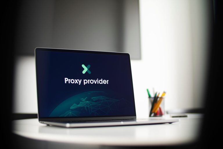 Yüksek Hızda Kurumsal VPN Altyapısı için En İyi Platform: Özelleştirilmiş VPN & Proxy Geçidi